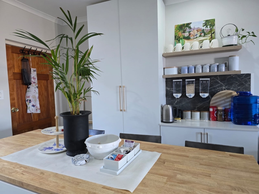 2 Bedroom Property for Sale in Kidds Beach Eastern Cape